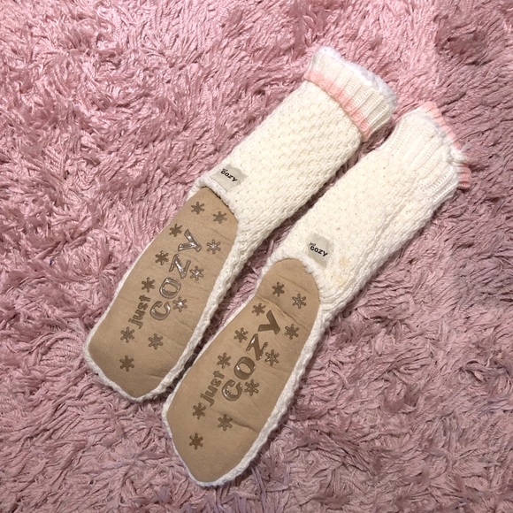 Adorable Faux Fur Lined Bunny Slipper Socks - Picture 2 of 5